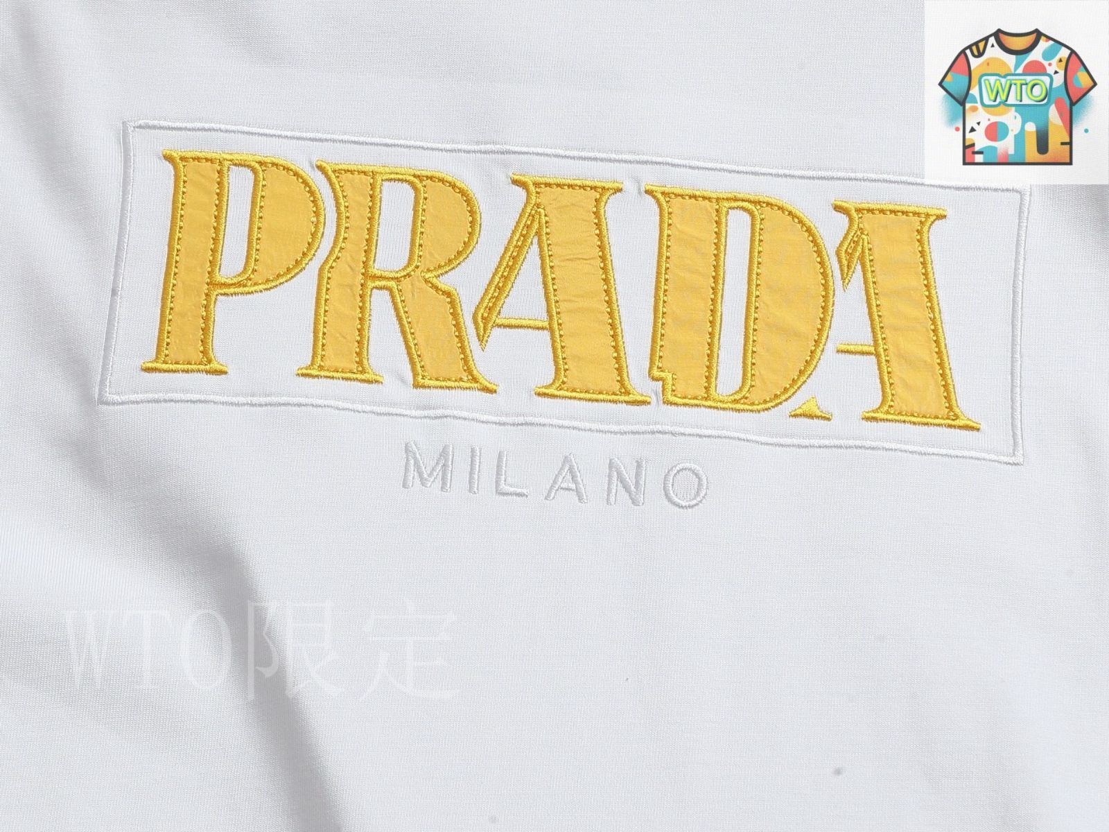 今日特価】PRADA プラダ 25 新款 ロゴ刺繍 クルーネック T-2