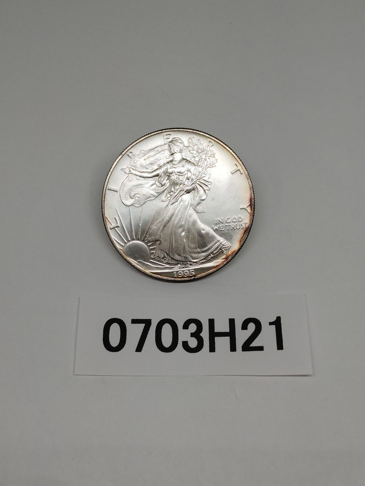 ウォーキングリバティ 1995年 銀貨 保証付 c2007 ウォーキングリバティ 1995年 銀貨 保証付 c2007 - メルカリ