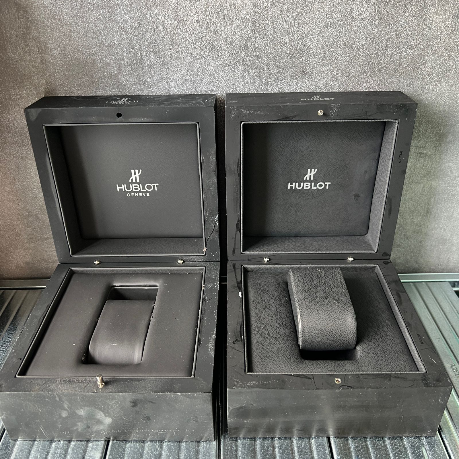 ウブロ HUBLOT 空箱 時計ケース USB・ZIP・冊子×1 取扱説明書×1