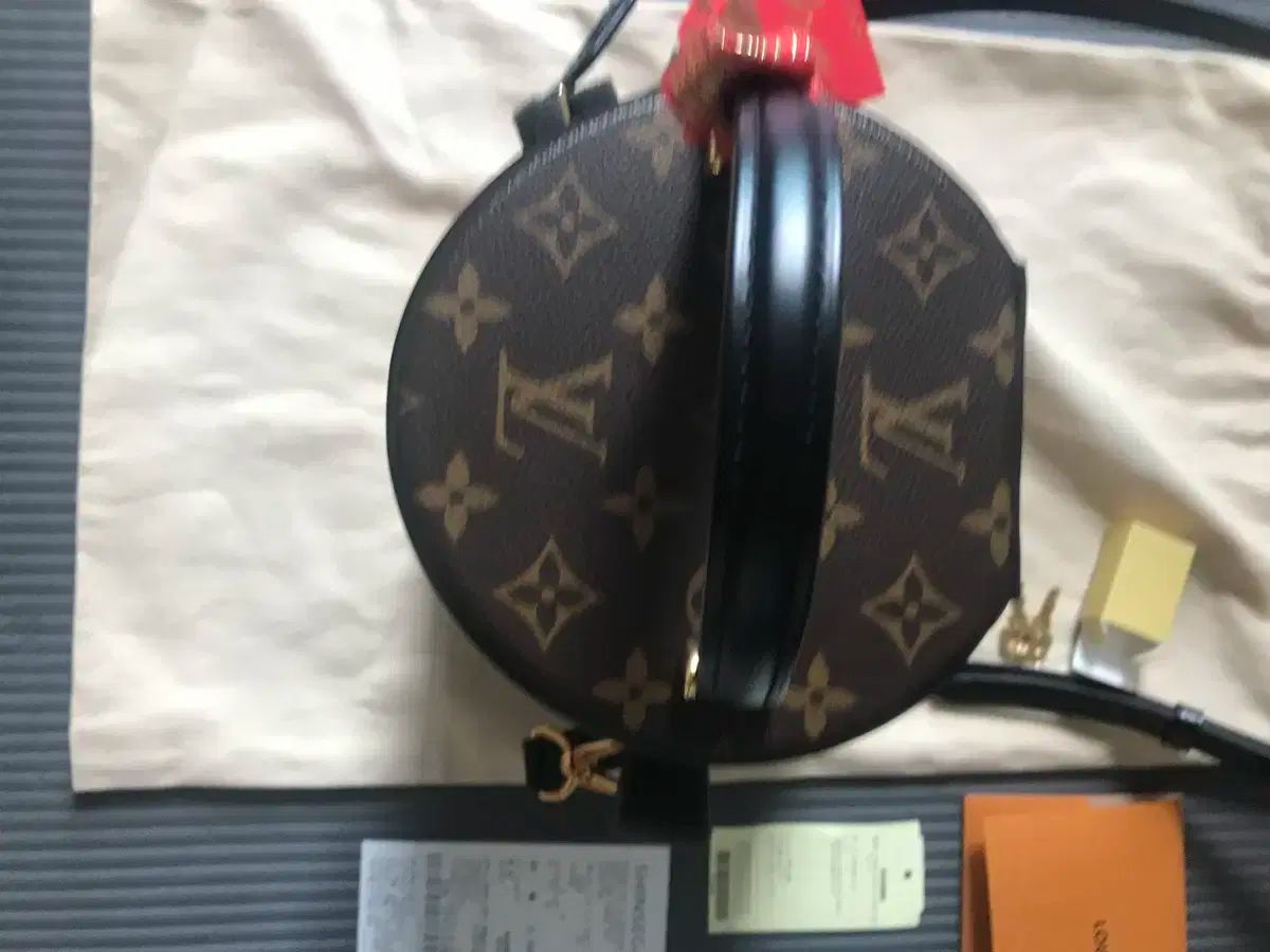 Vuitton ルイヴィトン