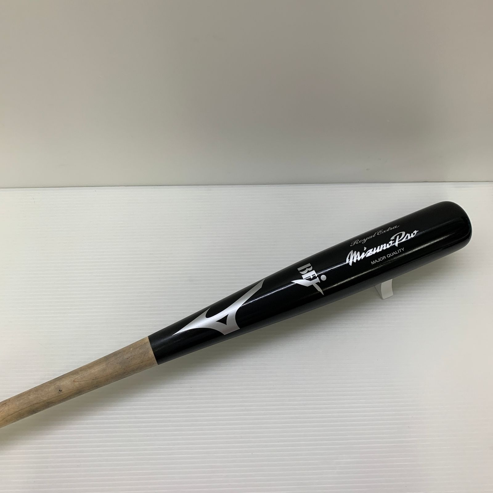 ミズノ MIZUNO ミズノプロ 硬式 大人 一般 木製バット BFJマーク ミドルバランス ケース付き 野球 7058