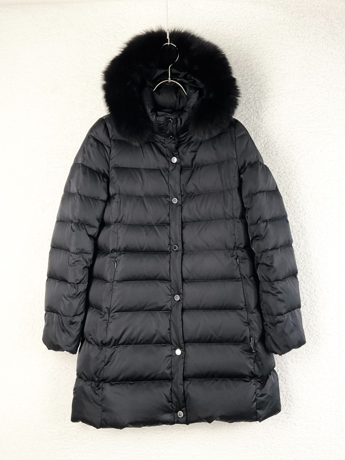 マッキントッシュロンドン ダウンコート 美品 フォックスファー付 ブラック 38 美品 Montosh London マッキントッシュロンドン 38 ブラック