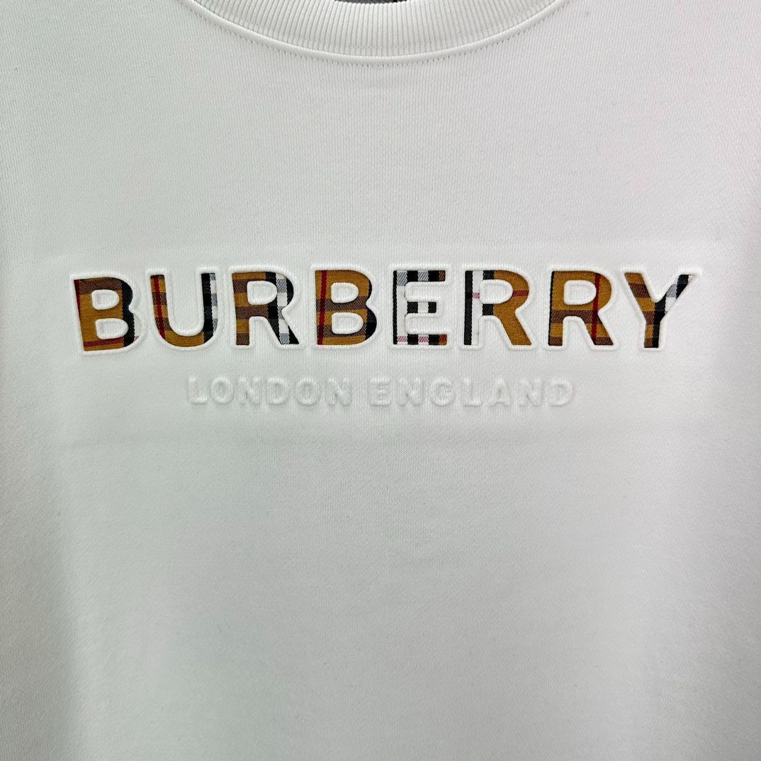 BURBERRY パッチロゴ クルーネックスウェット [本日特価|新品未
