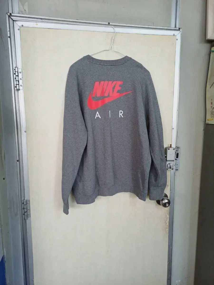 Nike(ナイキ） メンズカットソー 105 サイズ