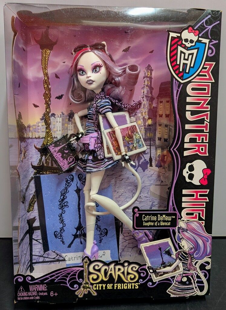 Mattel Monster High SCARiS City of Frights Catrine DeMew