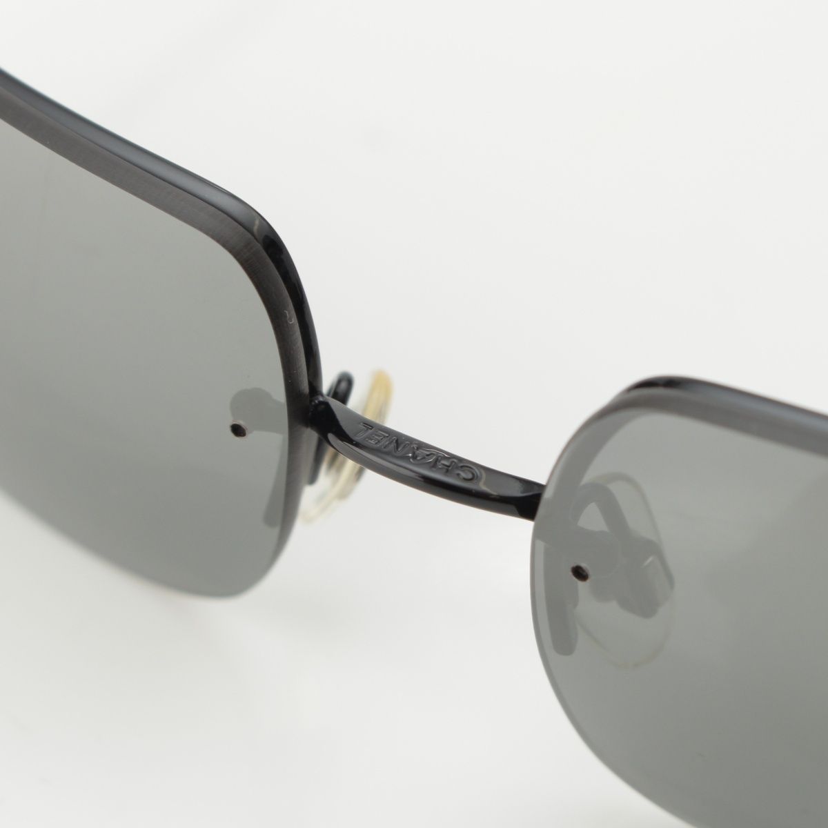 シャネル メタルフレーム ココマーク ストーン スクエア サングラス  