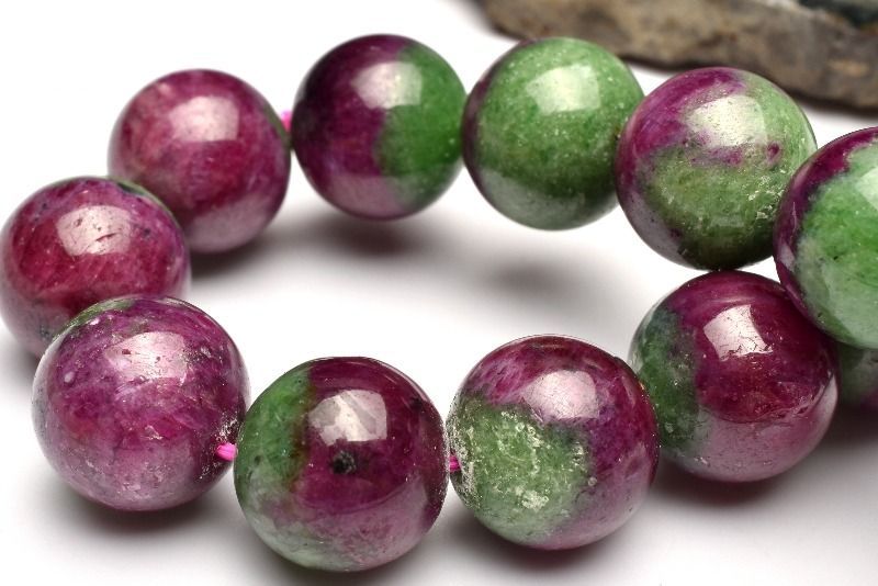 １点物 ナイジェリア産 ルビーインゾイサイト 13mm ブレスレット パワーストーン 天然石 _MA9804