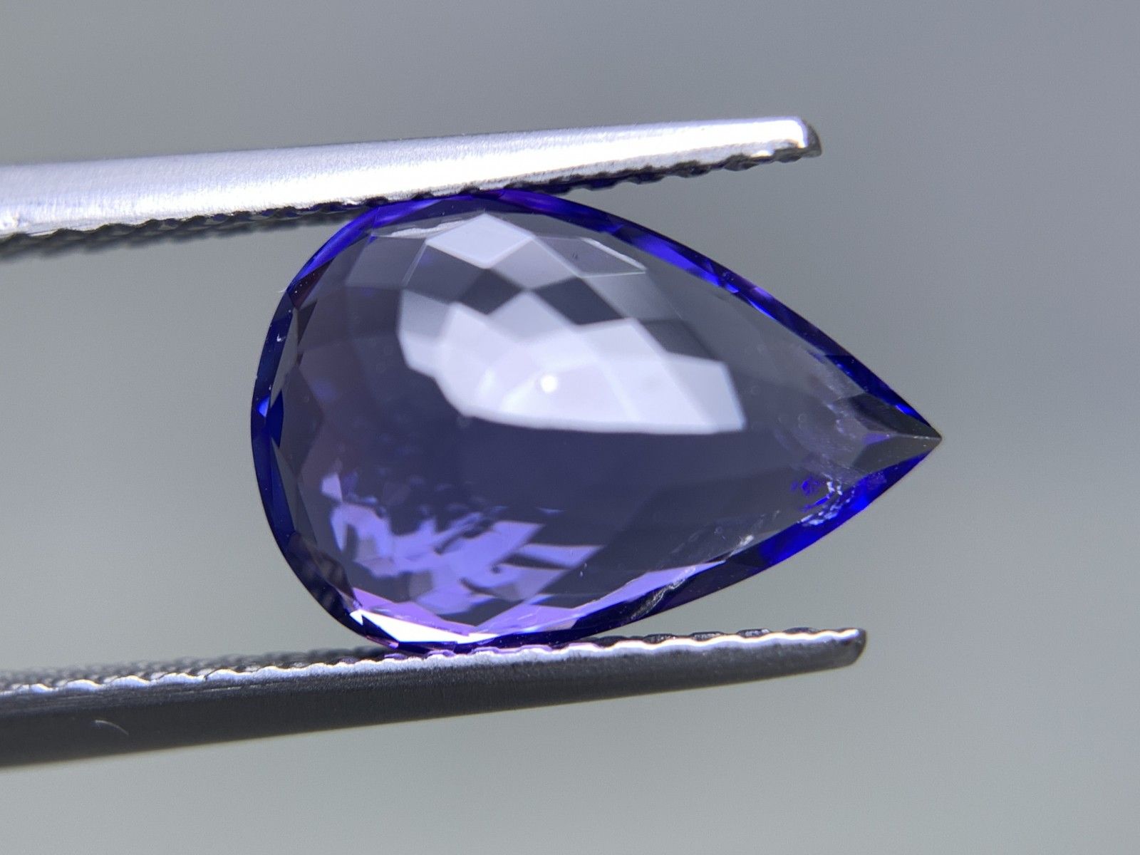 タンザナイト 天然 3.553ct 中央宝石ソーティング付き 12.48
