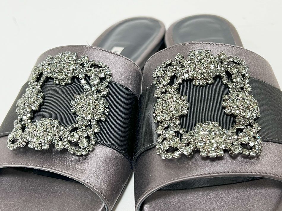 MANOLO BLAHNIK マノロブラニク ハンギシ ミュール サンダル