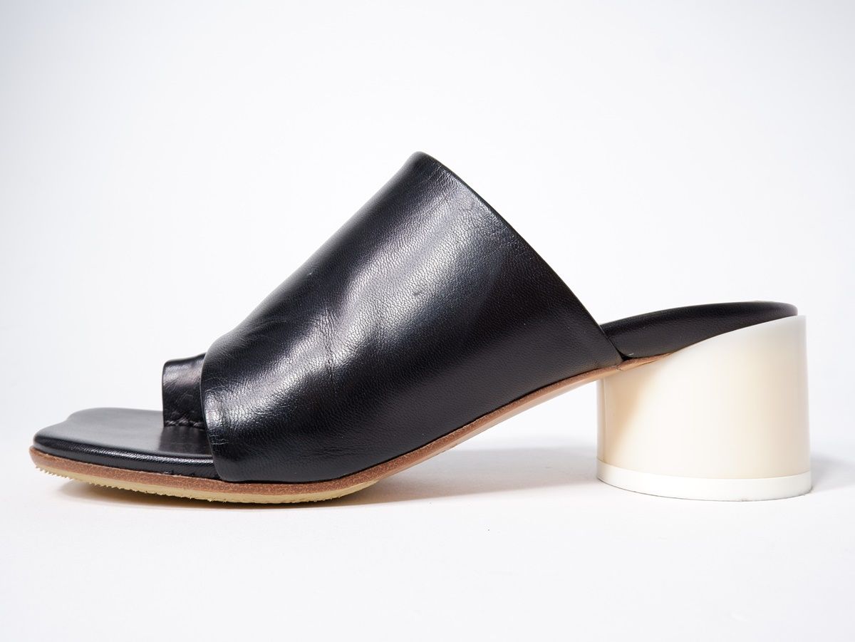 MAISON MARGIELA メゾンマルジェラ ミュール サンダル 35 22 MM6エムエム6Maison Margielaメゾンマルジェラ 国内正規品 S59WP0136