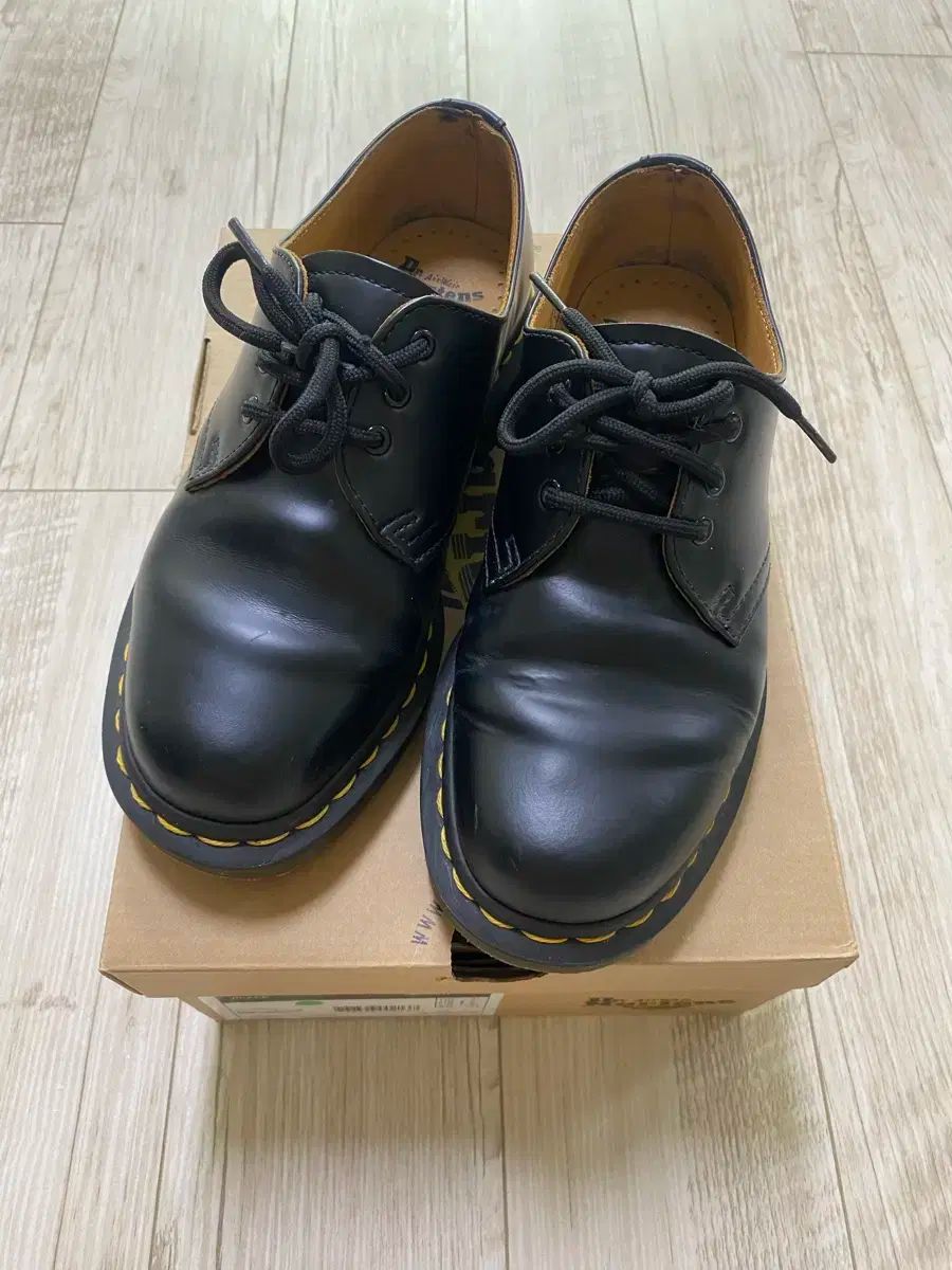 DR. MARTENS ドクターマーチン 1461 3 笏 スムース 230