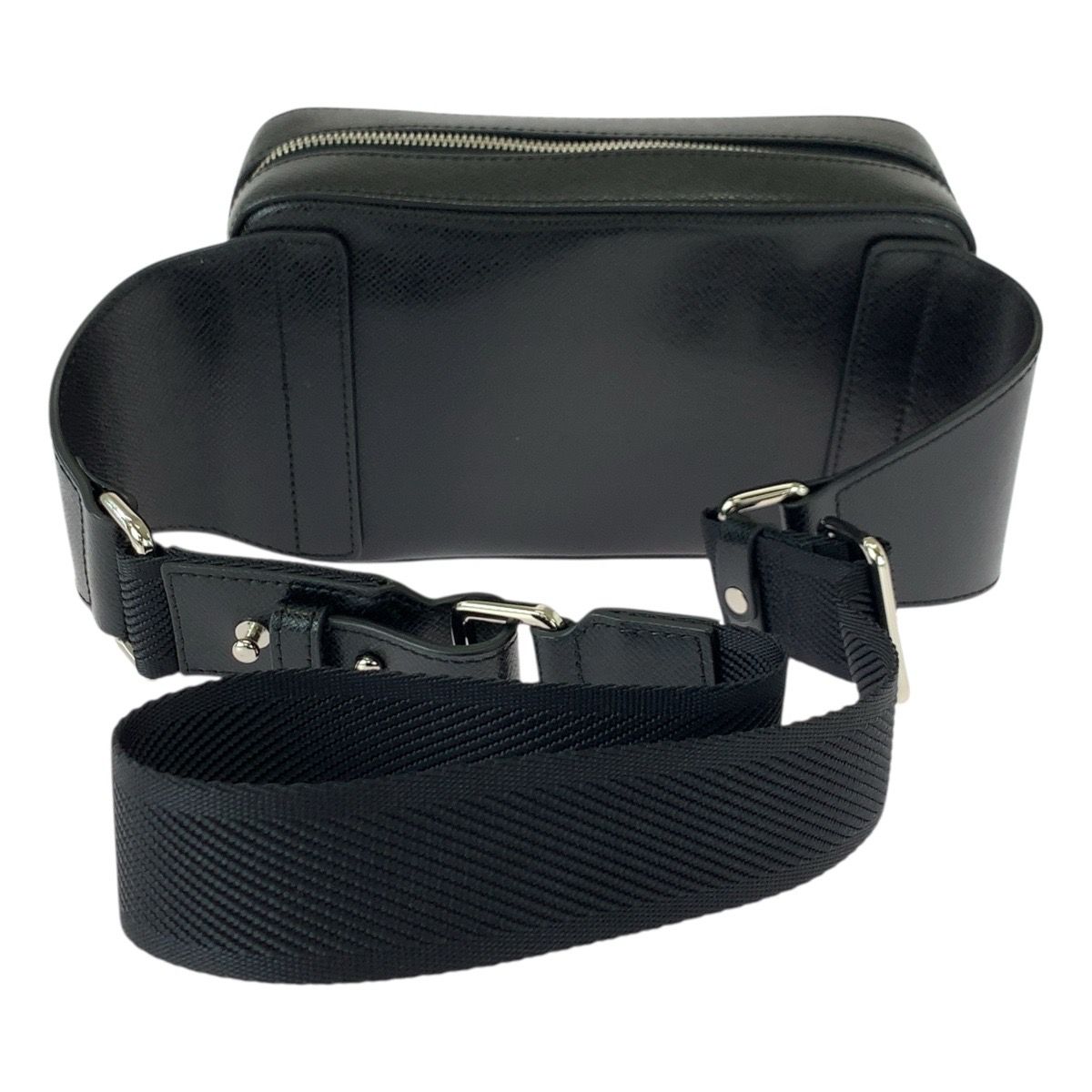 ウエストバッグ