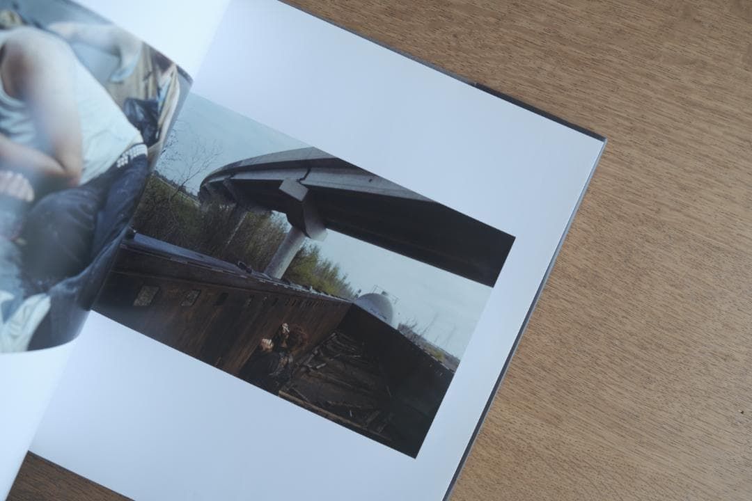 写真集 A PERIOD OF JUVENILE PROSPERITY 限定版 写真集 A PERIOD OF JUVENILE PROSPERITY 限定版 - メルカリ