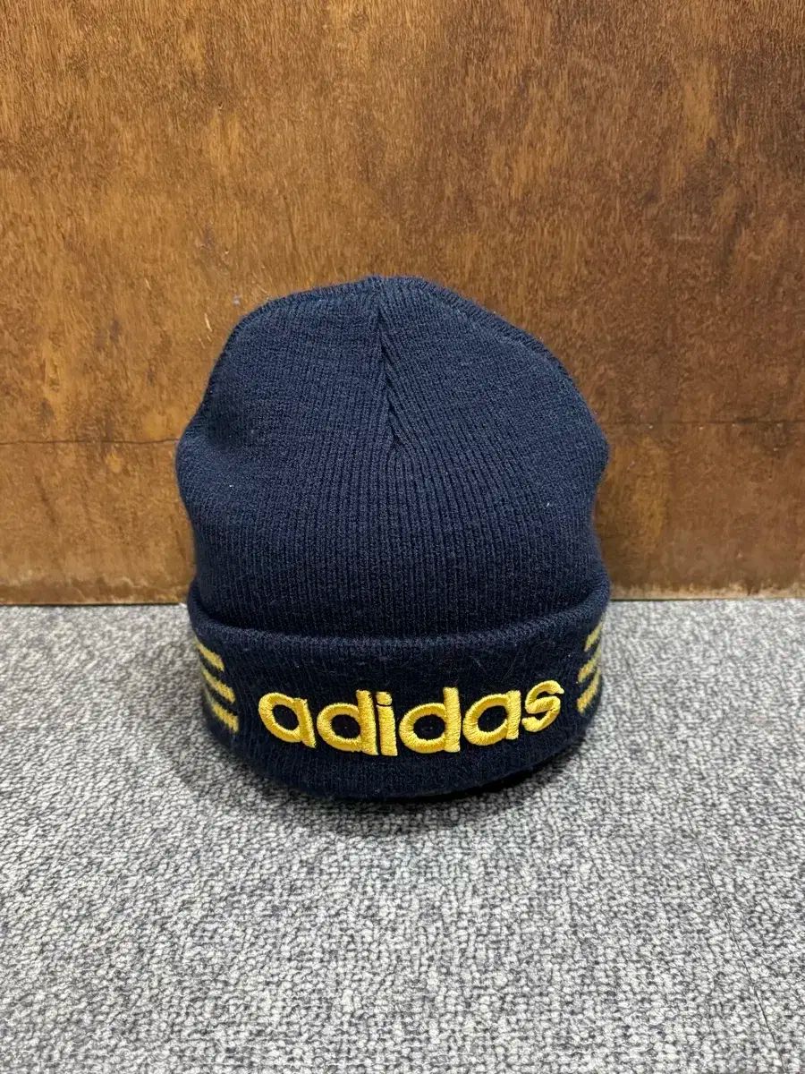 90s Adidas アディダス ビーニー