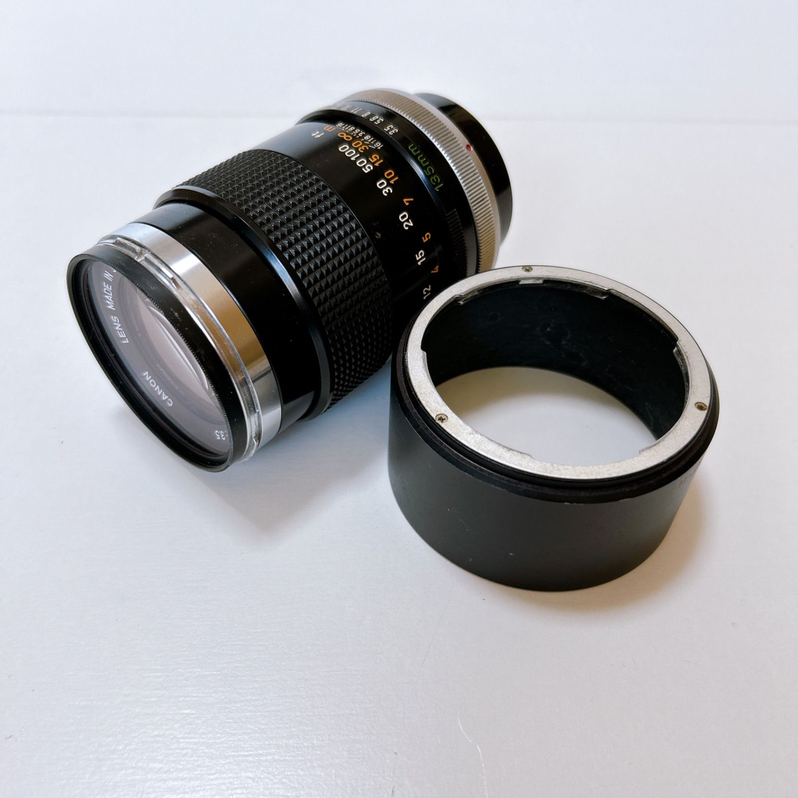 Canon キャノン 135mm 望遠レンズ レンズカバー付 カメラレンズ レンズ 動作未 管理番号ARCAMRA345