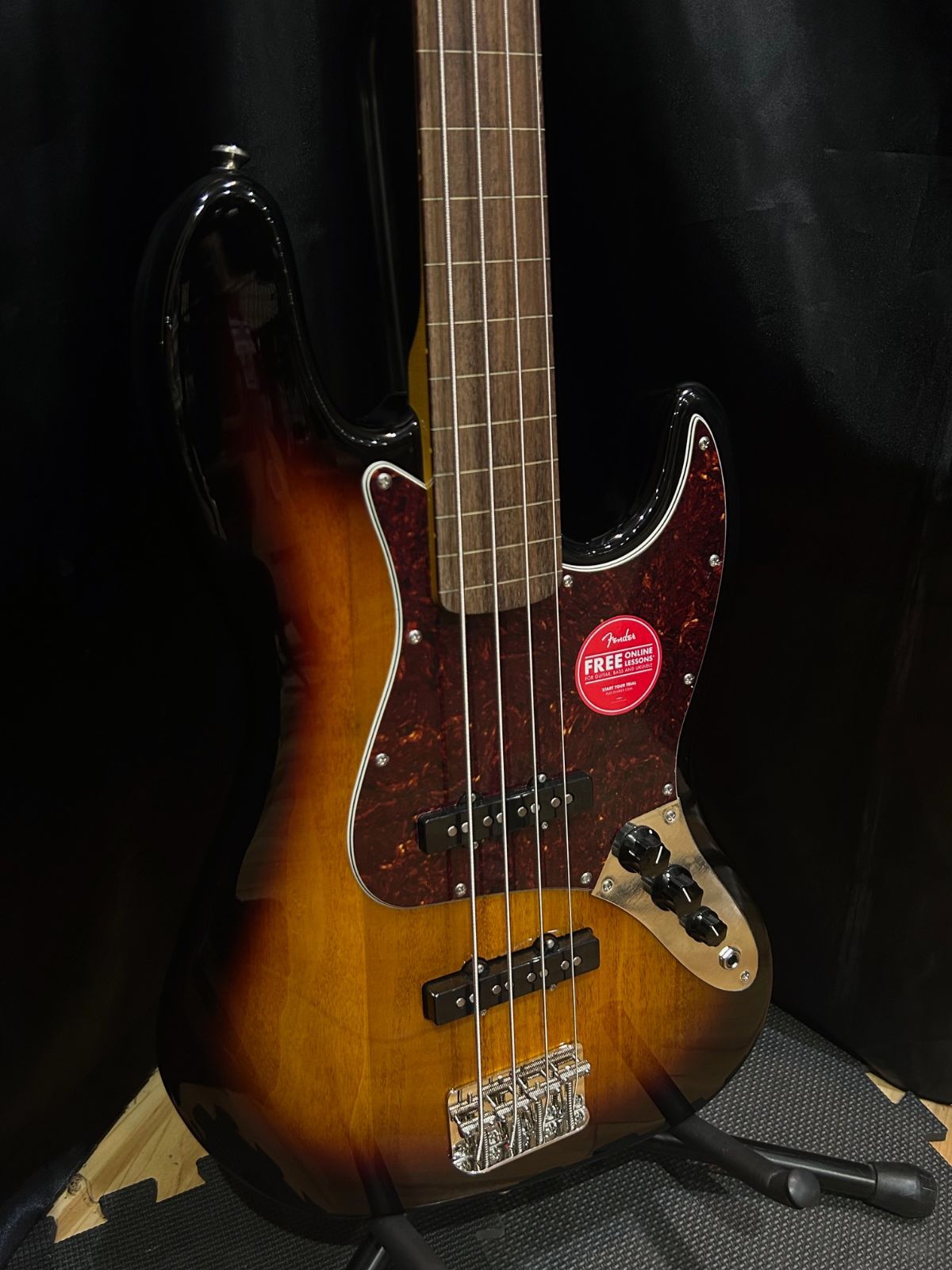Squier by Fender CV 60S J BASS FL 3TS