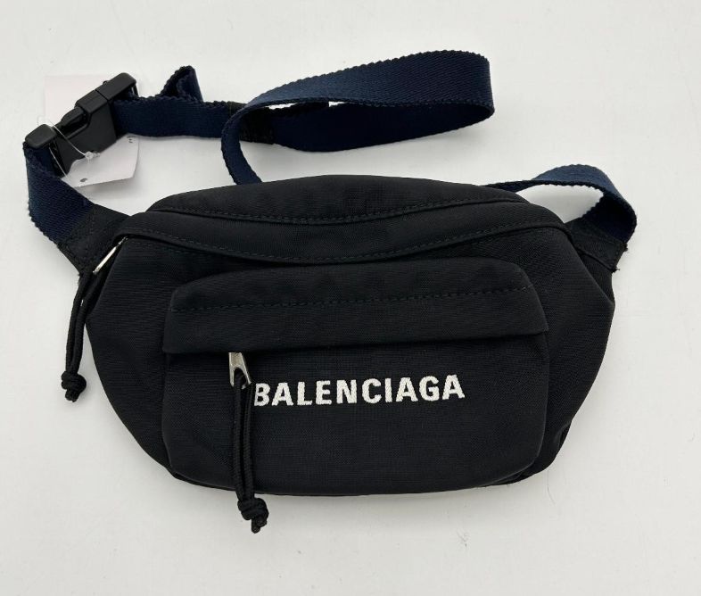 美品】BALENCIAGA バレンシアガ ウエストポーチ ボディバッグ