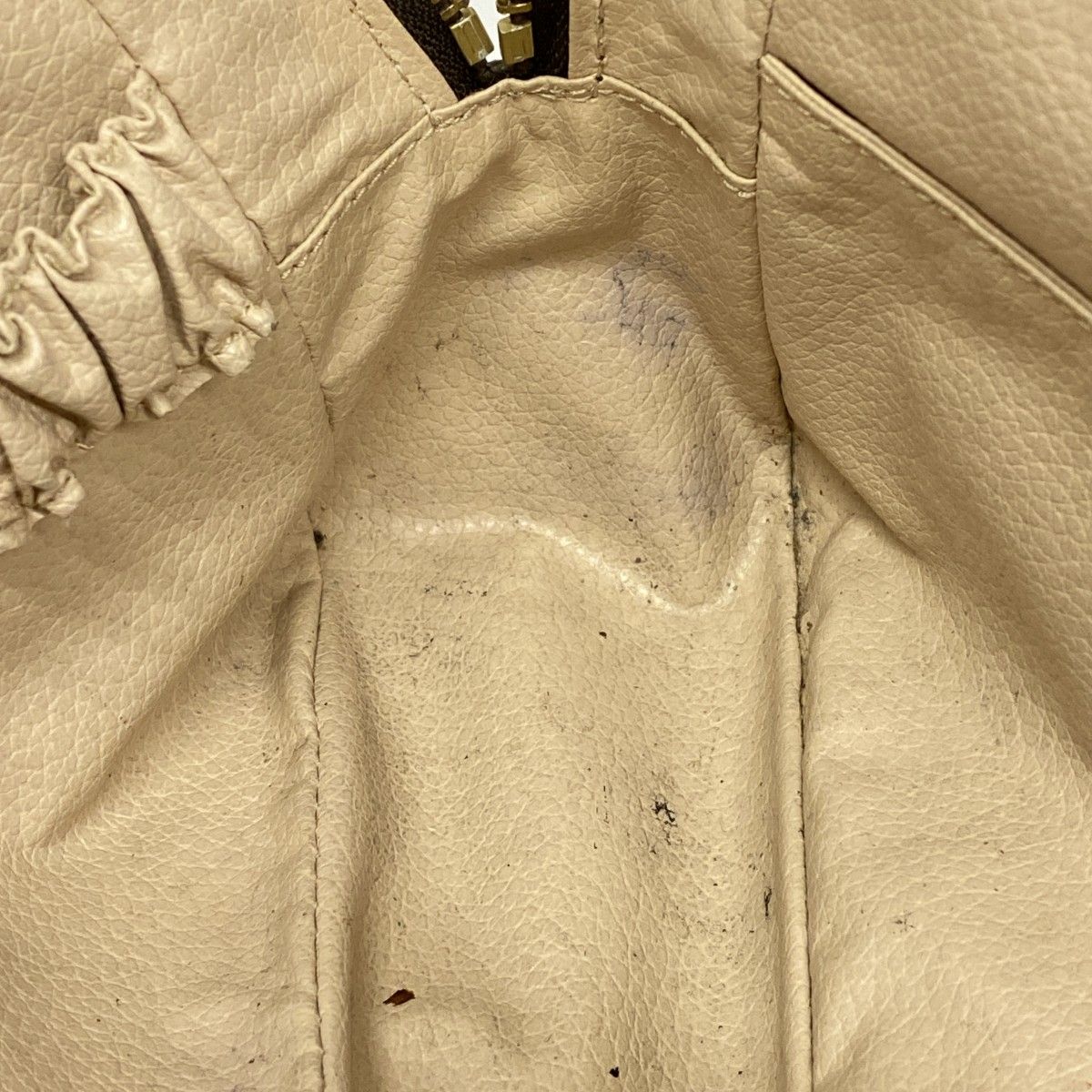 ポーチ モノグラム