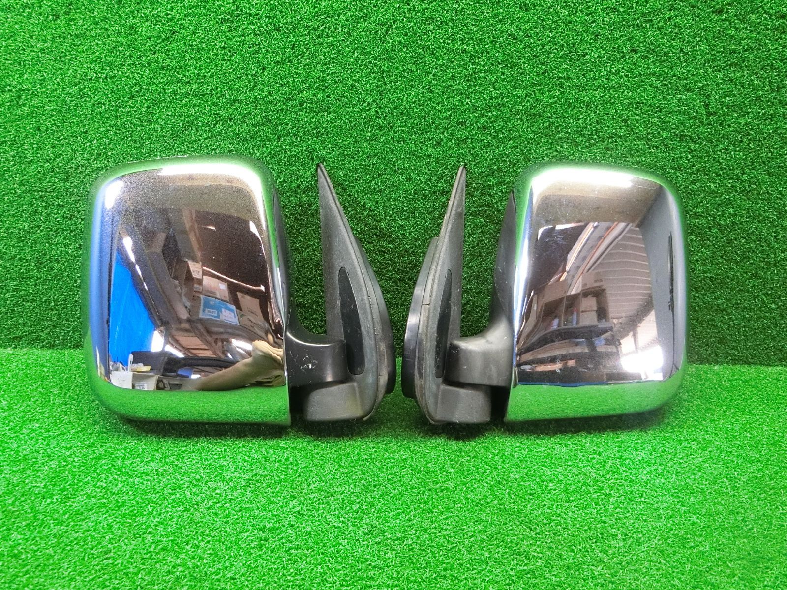 326【美品】VERSACE 時計 スクエア クロノグラフ 希少 メンズ 箱付き  