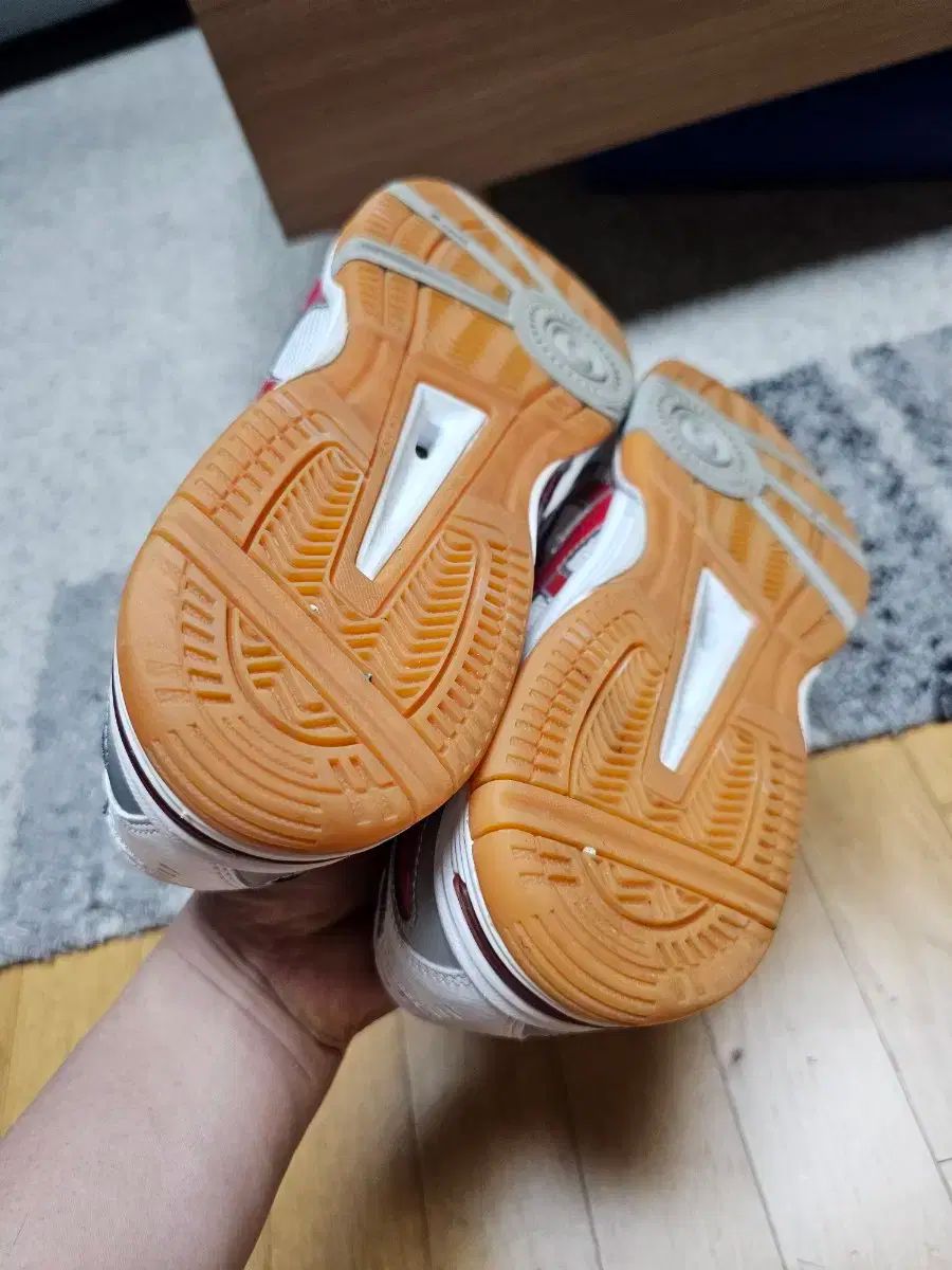 asics アシックス