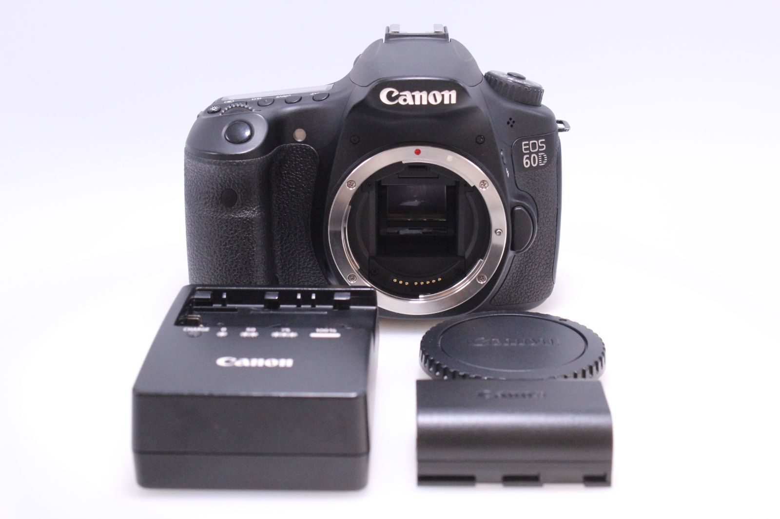 Canon　キヤノン デジタル 一眼レフ EOS 60D　ズームレンズ　EFS18-135mm Canon EOS 60D デジタル一眼レフカメラ EOS 60D - キヤノンカメラ