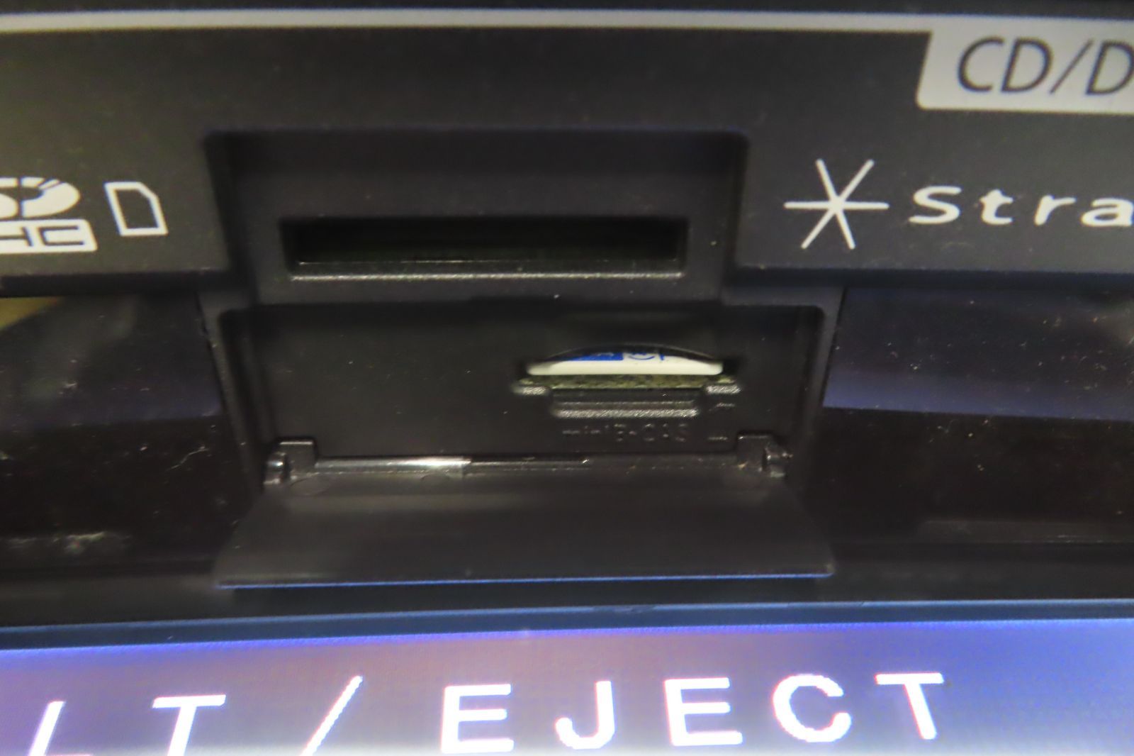 地デジTVフルセグ内蔵 Bluetooth内蔵