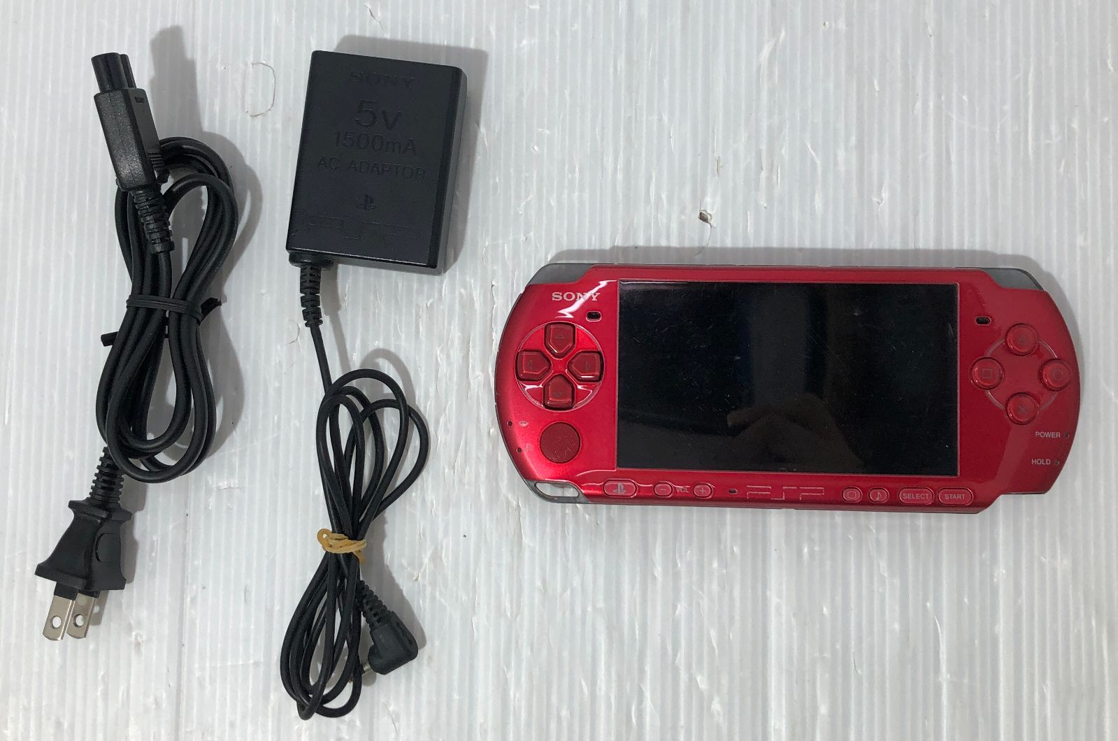 PSP 3000 ラディアント・レッド 7-150【美品】PSP-3000 ラディアン
