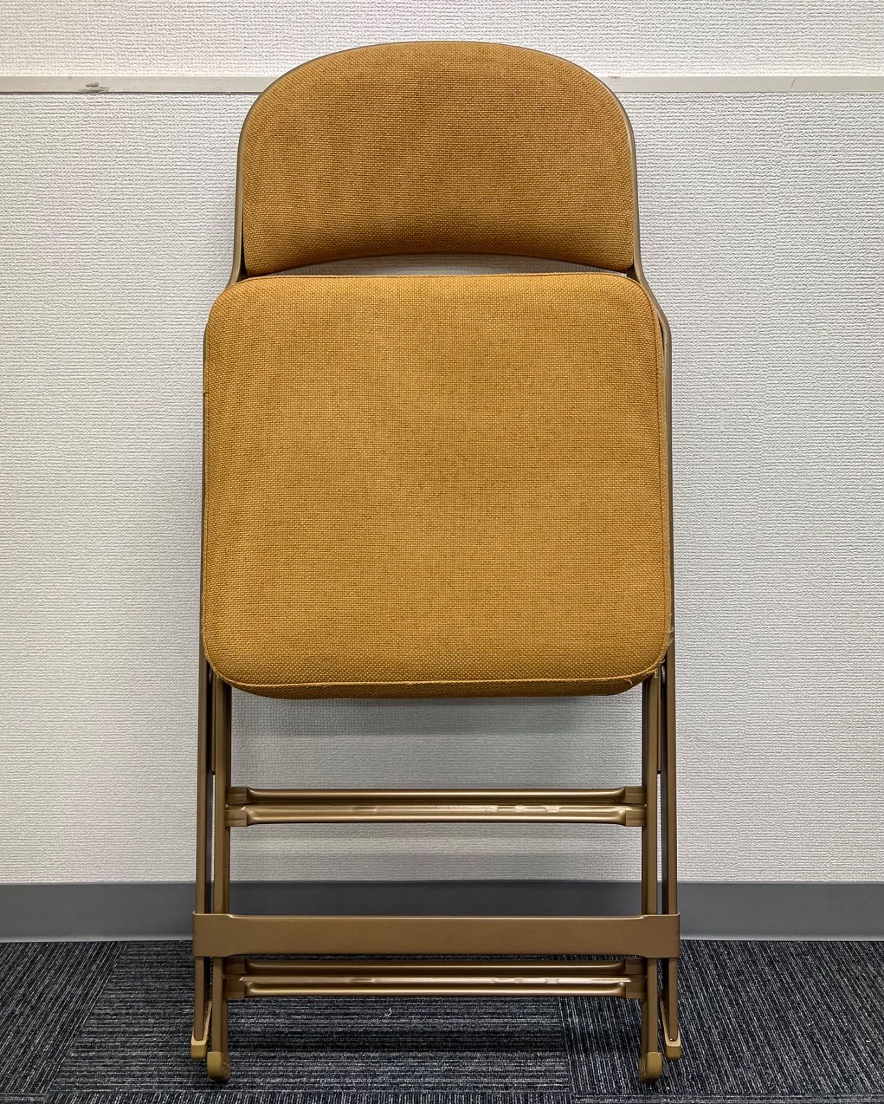 CLARIN クラリン社 FULL CUSHION FOLDING CHAIR Amber（黄