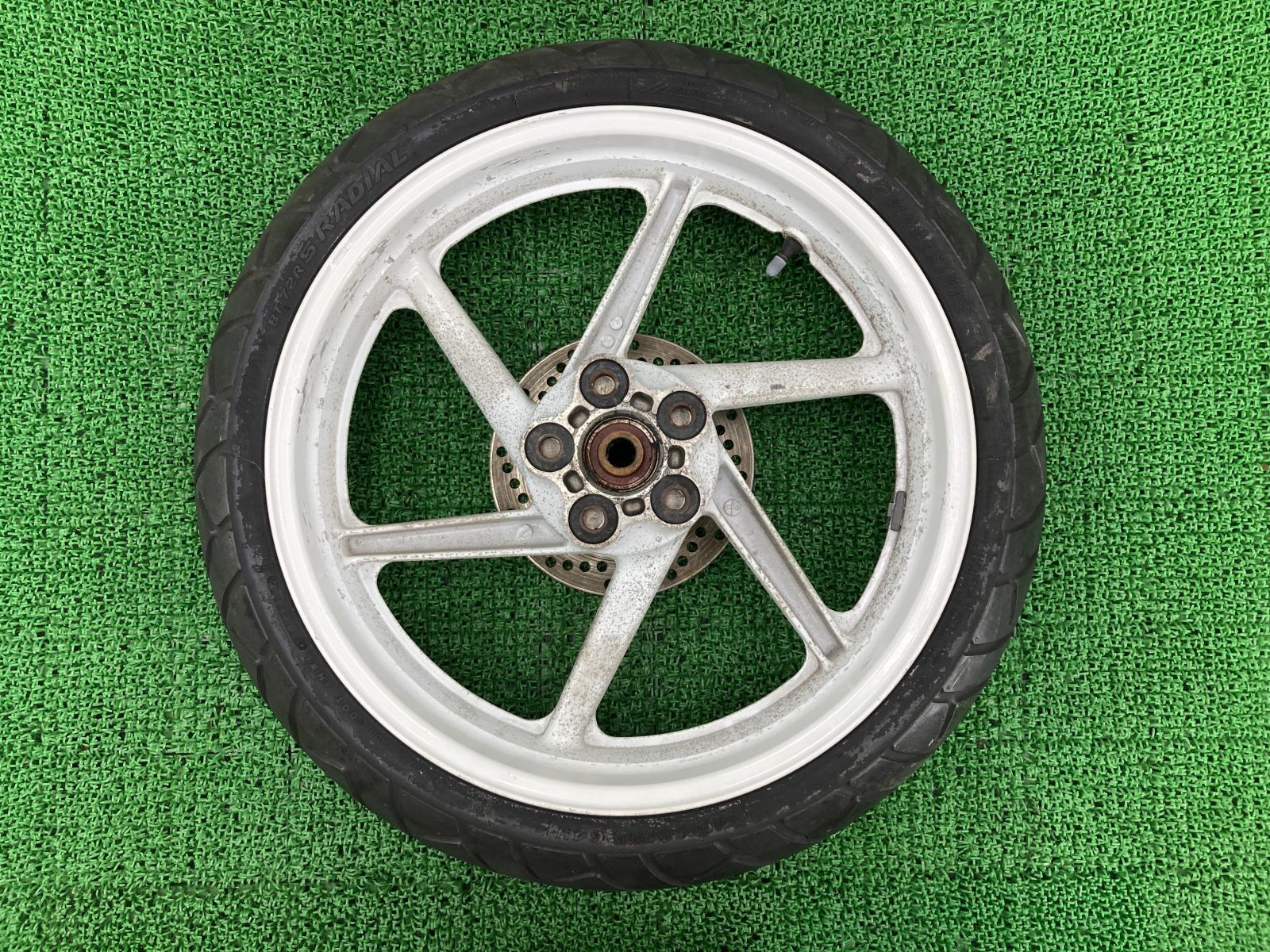 NSR250 リアホイール　　プロアーム　美品 NSR250R リアホイール 白 29P ホンダ 純正 中古 バイク 部品