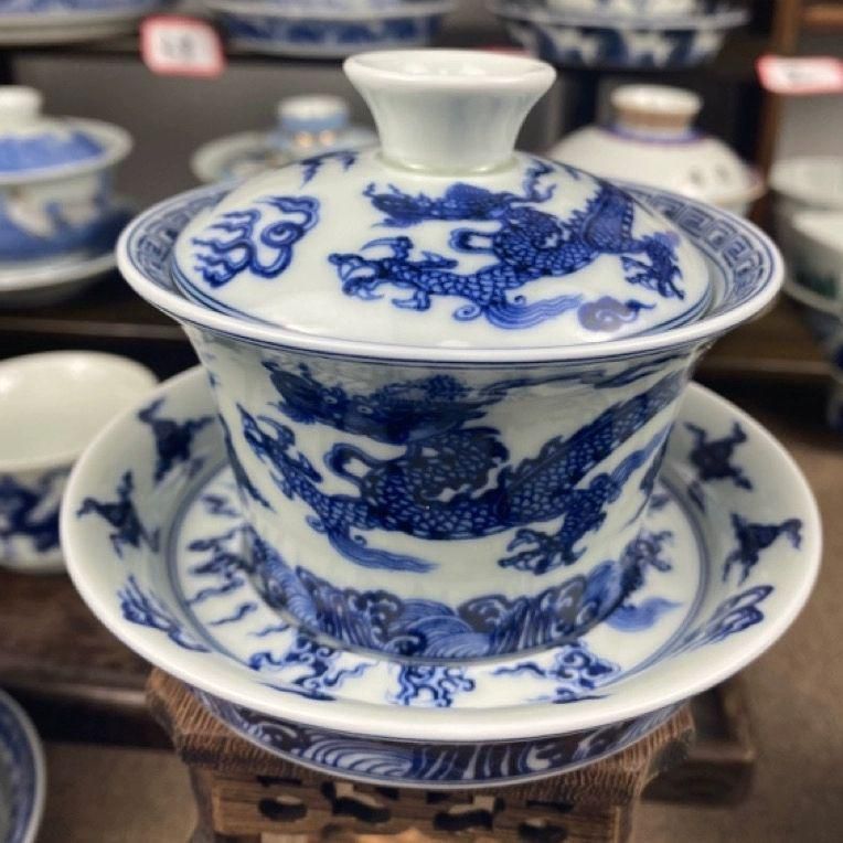 景徳鎮名碗　龍紋碗　￼高6径12cm 箱付茶道具　￼陶磁器　新品未使用長期保管品 景徳鎮 陶磁器 青花龍紋馬蹄三才蓋碗 茶碗 中国茶器 煎茶器 新品