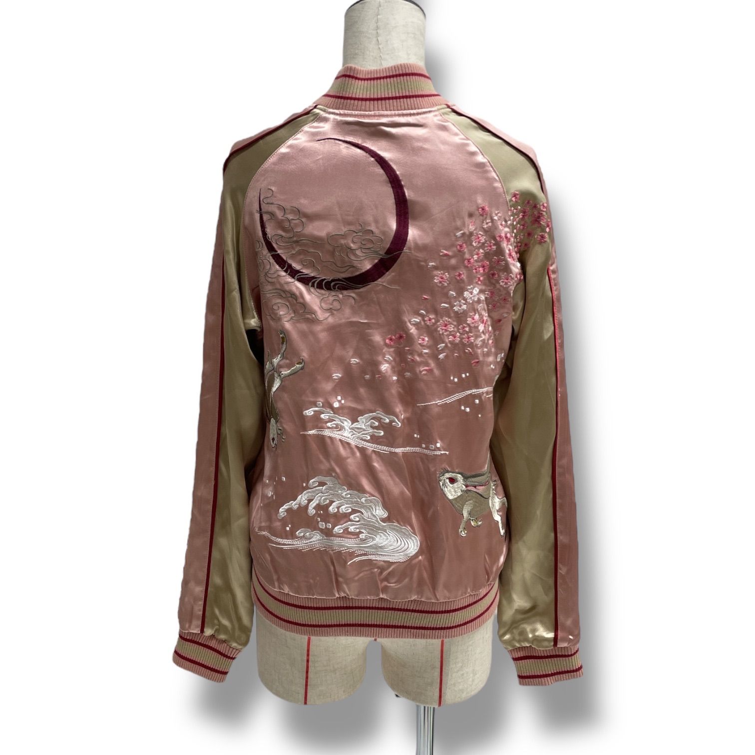 花旅楽団 ハナタビガクダン リバーシブル スカジャン アウター 羽織り 兎 うさぎ ウサギ 刺繍 ピンク ゴールド 金 マルチカラー サイズS レディース ゴーゴー古着マルイ北千住店 10 No.1052