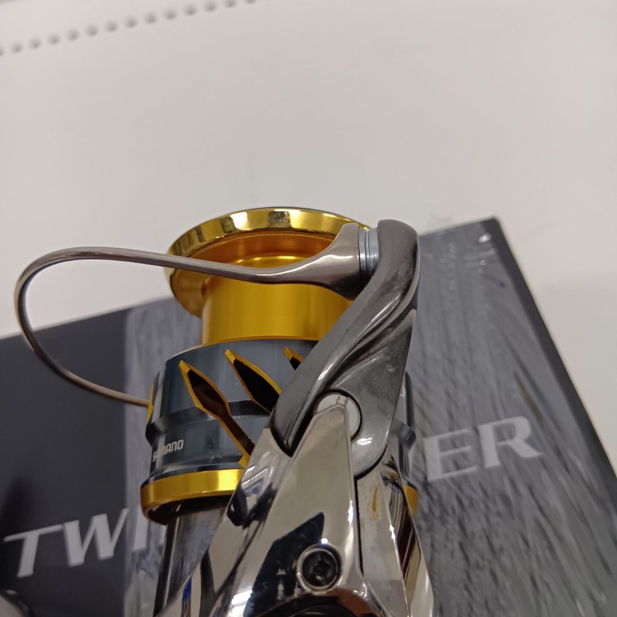 SHIMANO シマノ 04142 スピニングリール 20ツインパワーC3000XG