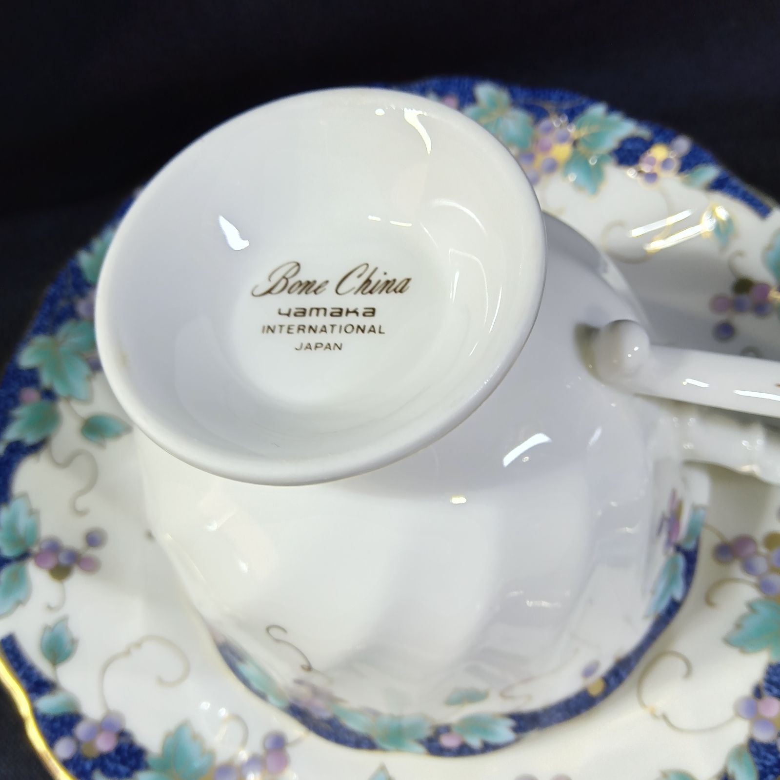 Bone China YAMAKA ボーンチャイナ ヤマカ 葡萄柄 脚付きカップ