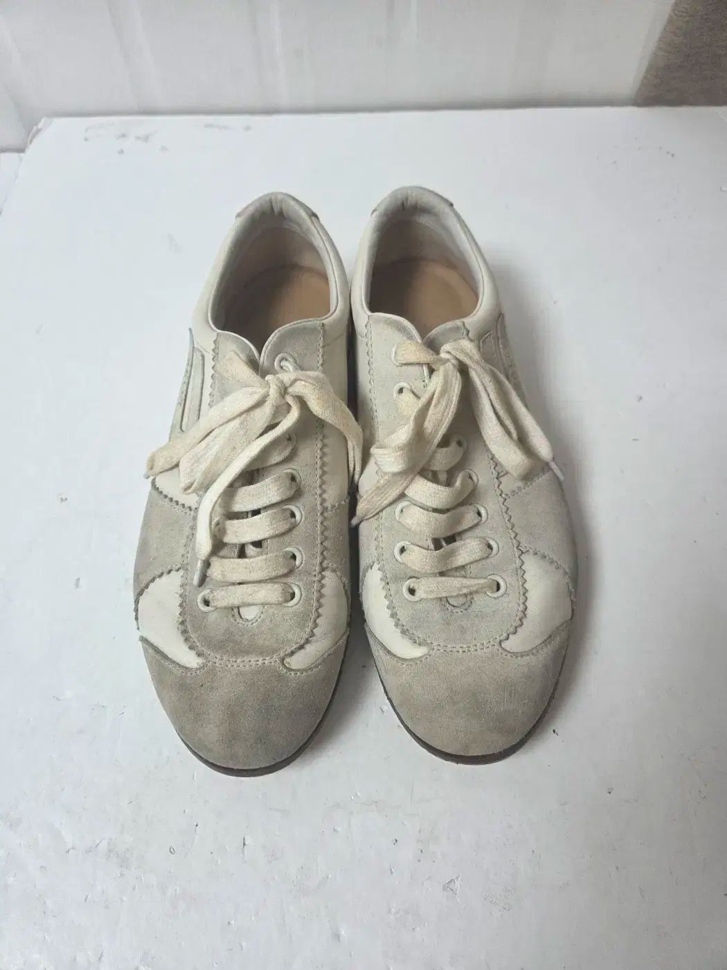BALLY バリー スニーカーズ アイボリー 260