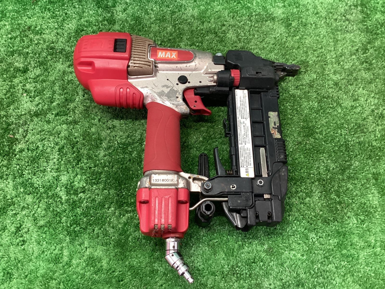 ステープル用釘打機スーパーネイラ