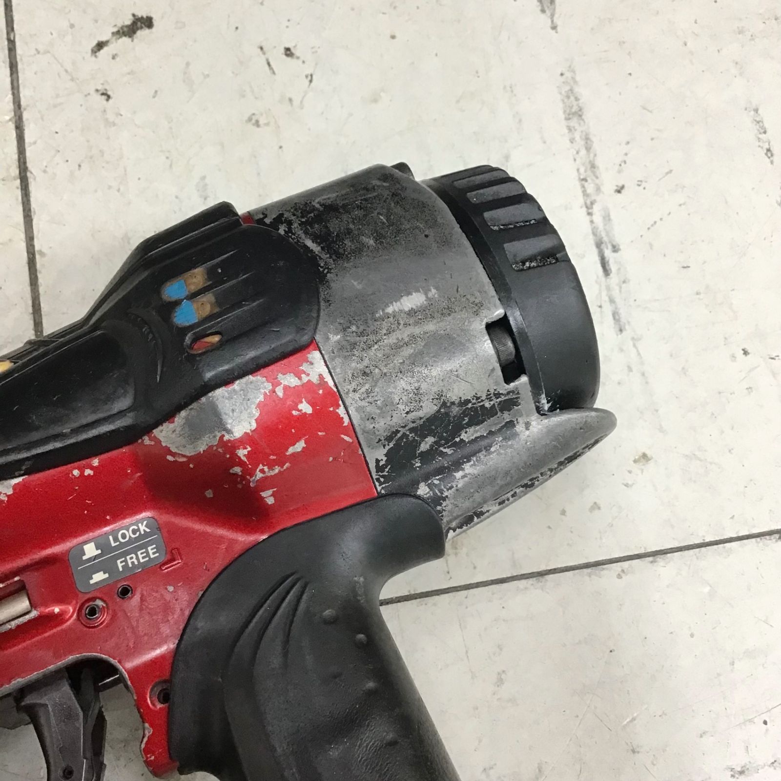 中古品】◎メンテ済み◎ マキタ/makita 高圧エア釘打ち機・AN631H 