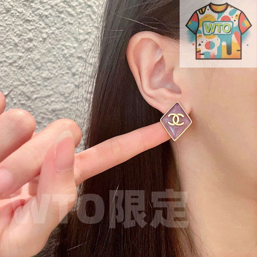 今日WTO】Chanel ヴィンテージ ダブル C ピアス 送料無料！在庫