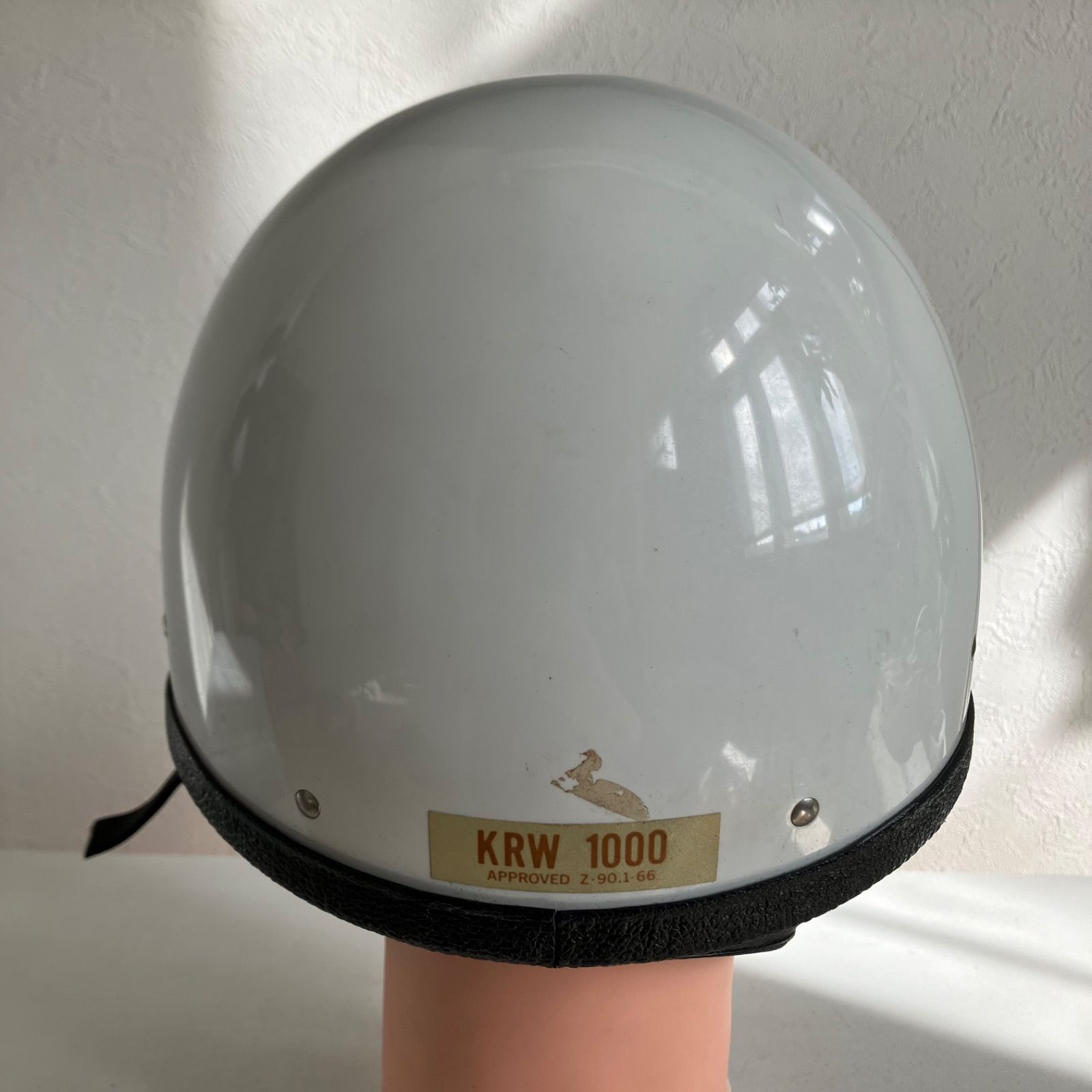 KRW 1000☆ビンテージ ヘルメット Sサイズ 1960年代 当時物 白 レア アメリカ buco BELL ハーフヘルメット半帽 北海道 札幌  MOTORS INC - メルカリ