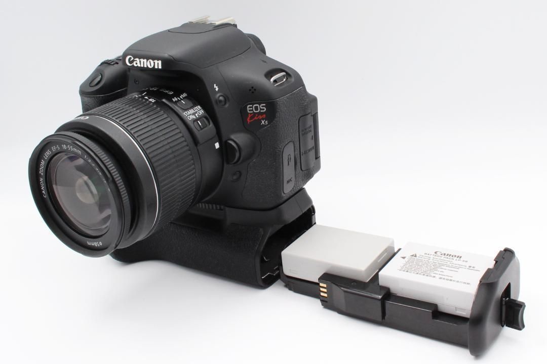 バッテリーグリップ付✨Canon kiss x5 バリアングル液晶　デジタル一眼 バッテリーグリップ付✨Canon kiss x5 バリアングル液晶