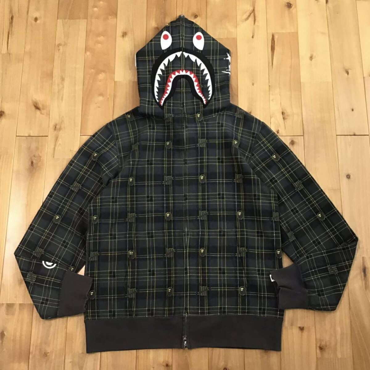 Undefeated × BAPE シャーク パーカー Lサイズ check shark full zip  