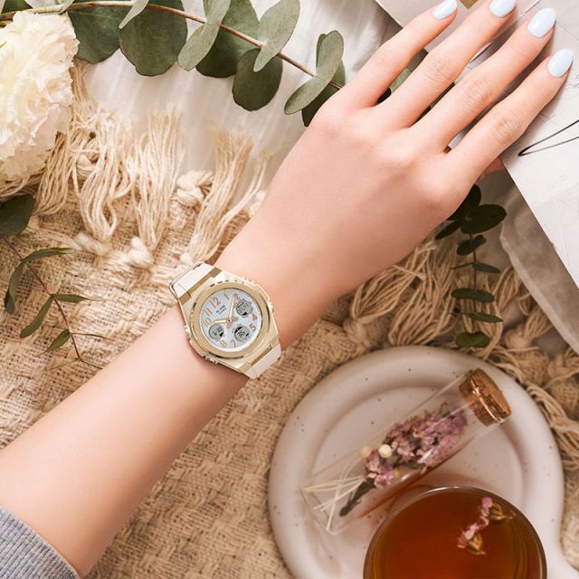 恋人たちのGショックペア G-SHOCK BABY-G ペアウォッチ ペア腕時計 カシオ 2本セット  アナデジ GA-110RG-7AJF BGA-250-1AJF お揃い プレゼント   ラッピング無料 新品 メッセージカード手書きします