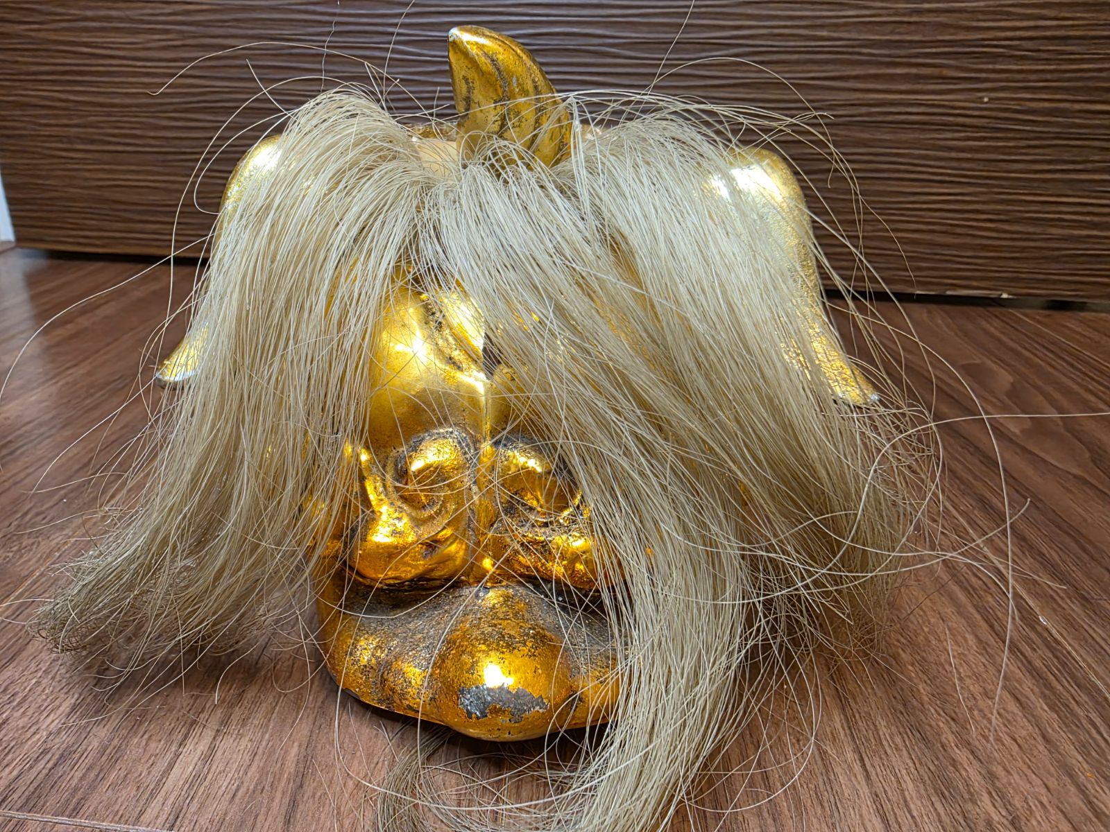 金獅子頭 獅子 獅子舞 金色 金属工芸品 玄関飾り 和室 茶室