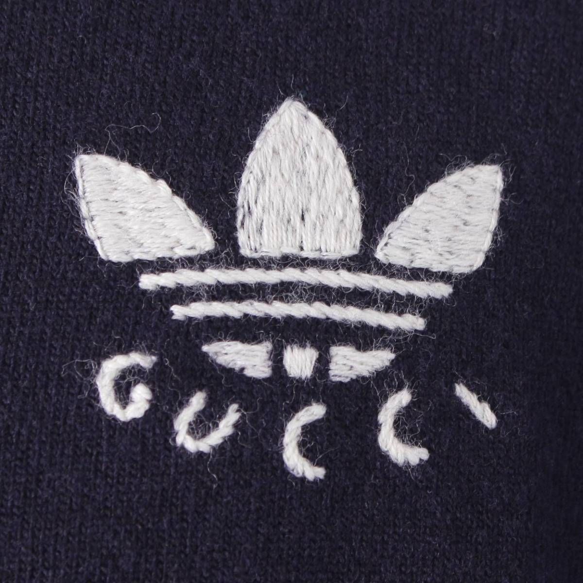 グッチ】Gucci アディダス コラボ メンズ ロゴ Vネック ウール ニット 