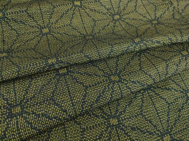 平和屋着物▽上質な紬　単衣　麻の葉文　正絹　逸品　DAAS0701az 平和屋着物▽上質な紬 単衣 麻の葉文 正絹 逸品 DAAS0701az - メルカリ