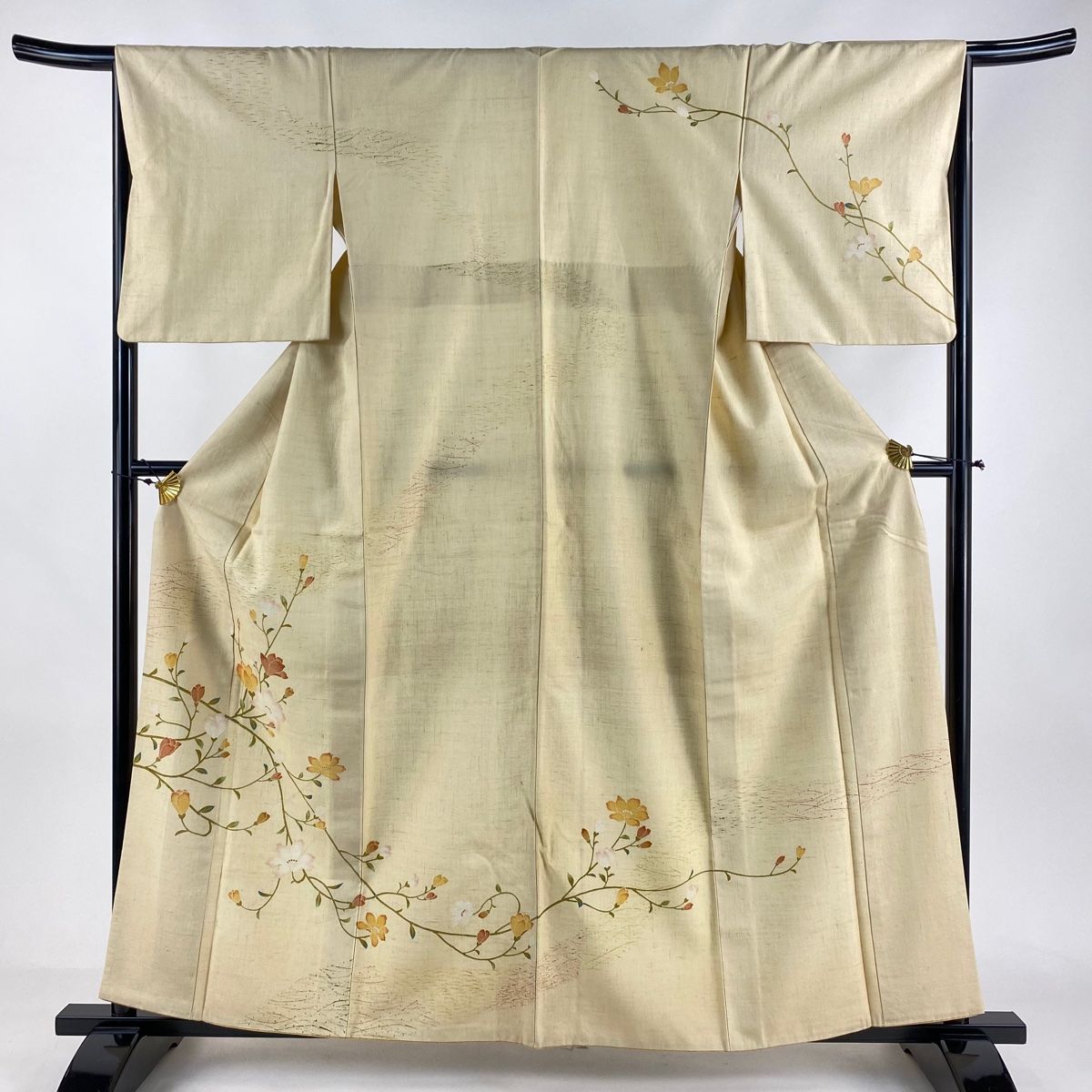 訪問着 身丈158.5cm 裄丈66cm M 袷 紬地 枝花 松葉 ベージュ 正絹 秀品
