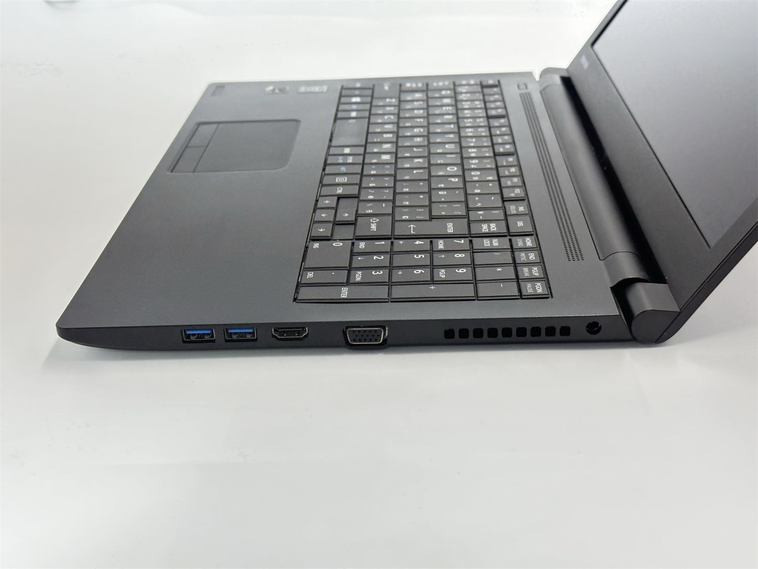 15.6型 東芝 R35/M i5 8GB 500G 無線 Win11-