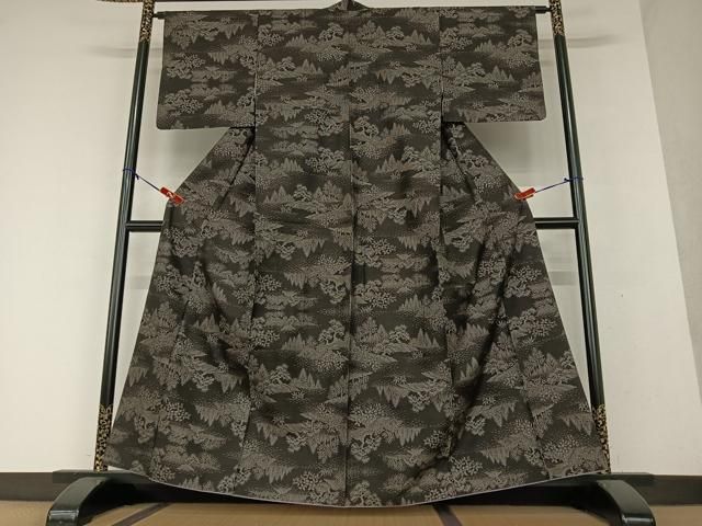 平和屋着物○本場大島紬 泥染め カタス7マルキ 草花文 正絹 逸品