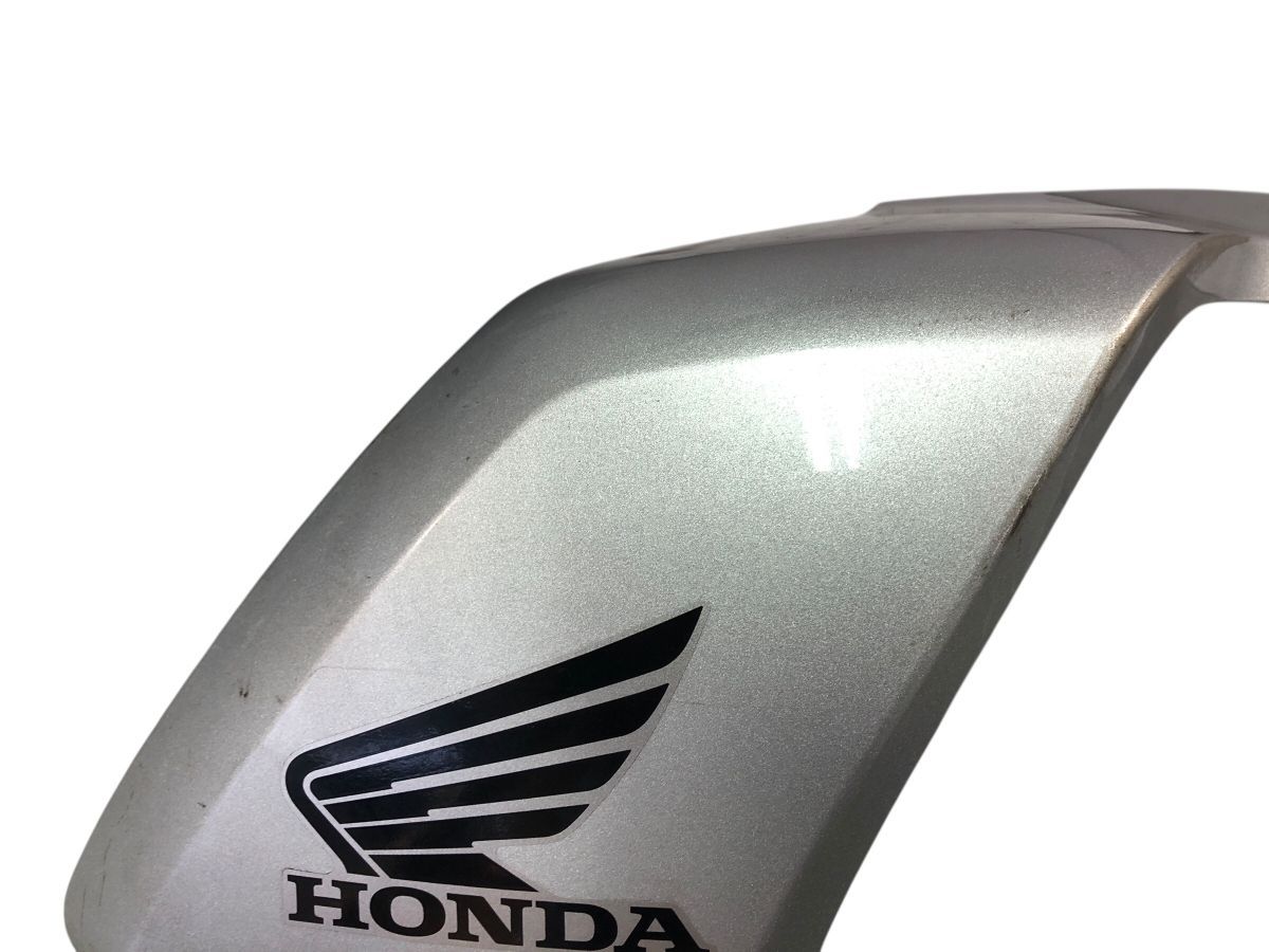 右側 シュラウド