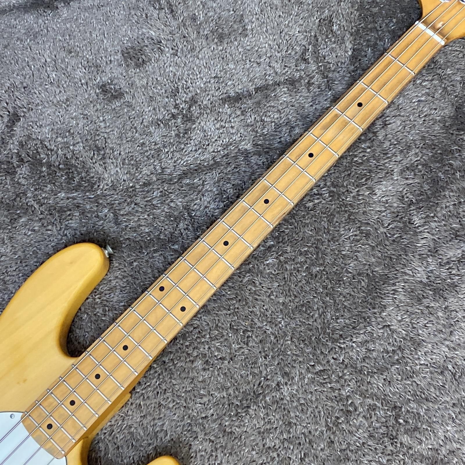 Kimberley Stingray type エレキベース