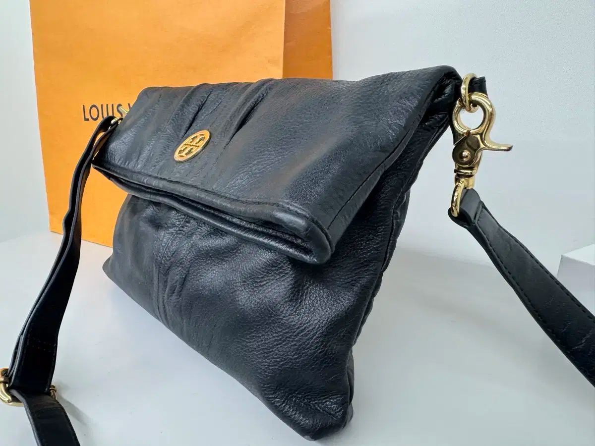 Burch トリーバーチ